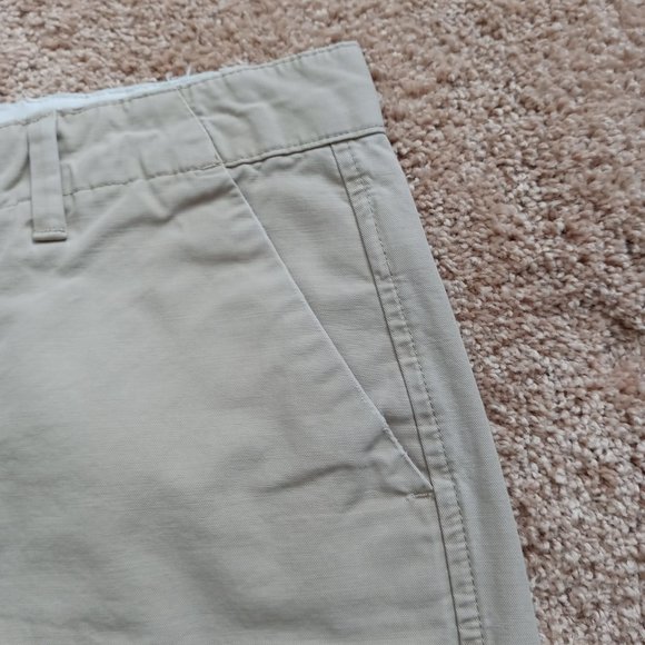 GAP Girlfriend Chino Short - Picture 5 of 8